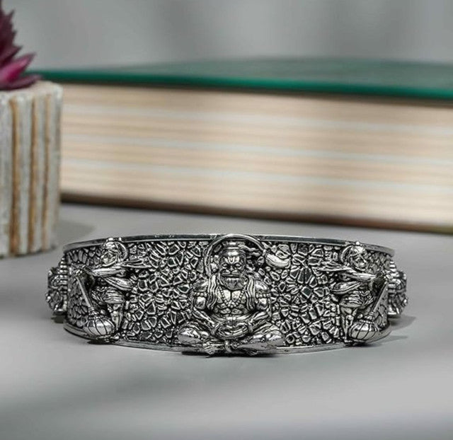 Hanumanji Half Wrist Kada, Silver